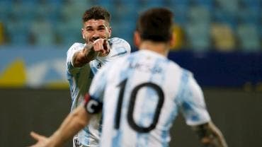 Rodrigo De Paul: Messi está un paso por delante de todos nosotros