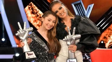 Sherlyn Sánchez con Edith Márquez, en 'La Voz México 2021'.