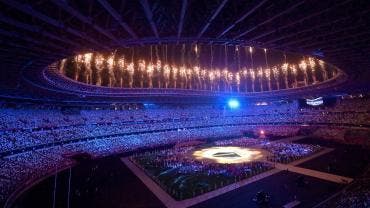 Tokio dice ‘sayonara’ a los Juegos Olímpicos en una noche lluviosa