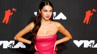 Olivia Rodrigo en los premios MTV VMA.