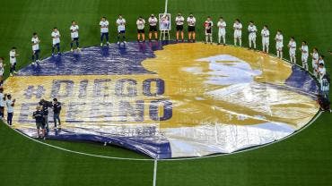 Hijos de Maradona utilizan la cuenta de Instagram del astro para homenajearlo