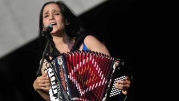 Julieta Venegas.