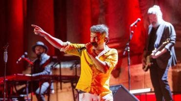 Love of Lesbian.