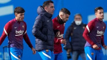 Previa: Barcelona va por su pase a octavos en debut de Xavi en Champions