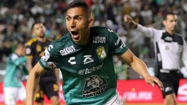 León elimina a Tigres con doblete de Ángel Mena y se instala en la final