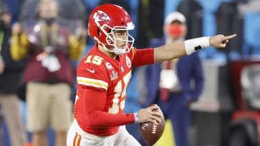 Chiefs y Mahomes ganan a Bills y Allen con cierre de alarido y avanzan en la AFC