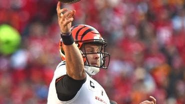El quarterback de los Bengals, Joe Burrow, quiere emular a Tom Brady