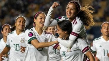 Tri Femenil arrasa a Surinam con dobletes de Katty Martínez y Diana García