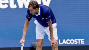 Medvedev cae ante Hurkcacz en el Miami Open y se le escapa la cima del ranking
