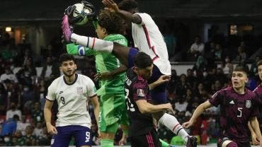 Guillermo Ochoa salva a México del ‘Aztecazo’ ante Estados Unidos