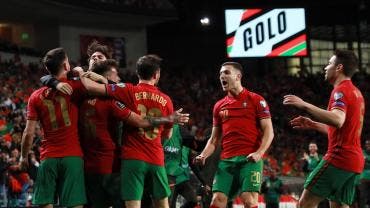 Diogo Jota y Otávio llevan a Portugal al triunfo sobre Turquía en la repesca