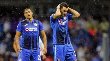 Cruz Azul cae ante San Luis y se le escapa el boleto directo a la liguilla
