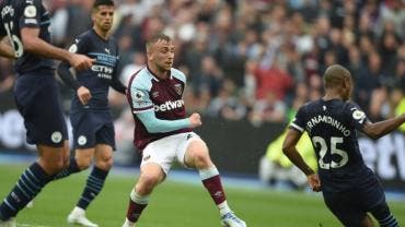 Manchester City no puede con el West Ham y alienta esperanza de Liverpool