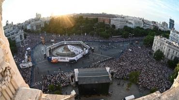 Real Madrid cierra las celebraciones institucionales en el Ayuntamiento