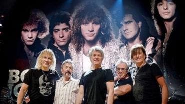 Alec John Such con sus otrora compañeros de Bon Jovi.