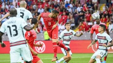 Suiza quita invicto a Portugal en la Nations League con gol de Seferovic