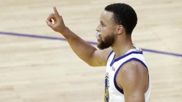 Los Warriors derrotan a los Celtics y están a una sola victoria del anillo