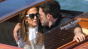 Jennifer Lopez y Ben Affleck se casan en una pequeña ceremonia familiar.