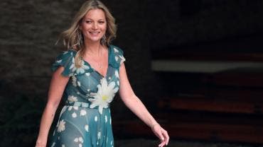 Kate Moss revela que a los 15 años descubrió los peligrod de la moda.