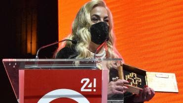 Sarah Hoch, directora del Festival Internacional de Cine de Guanajuato, durante un acto protocolario en la ciudad de San Miguel de Allende.