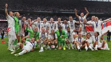 Inglaterra derriba su mito y derrota a Alemania para coronarse en la Euro femenina