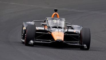 Pato O’Ward gana segunda carrera de Iowa y aprovecha el accidente de Newgarden