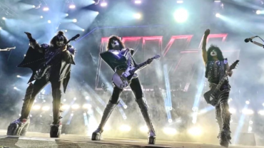 @kissonline