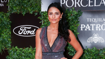 Aislinn Derbez