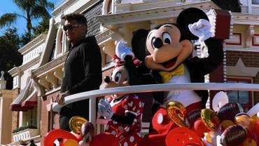 Mahomes Mickey Minnie Disneylandia