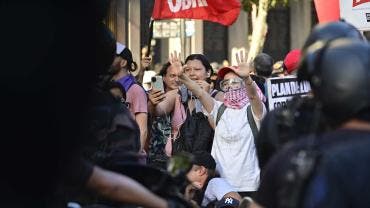 Protestas en Argentina conra la 'ley ómnibus' de Javier Milei