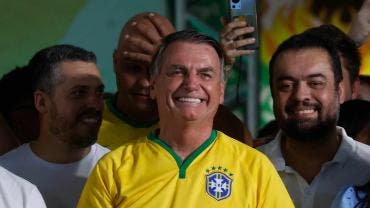 Covid Bolsonaro fraude certificado