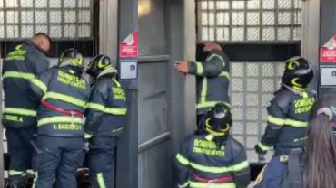 Bomberos en rescate en metrobus