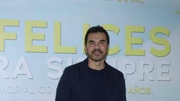 Adrian Uribe politica Vitor