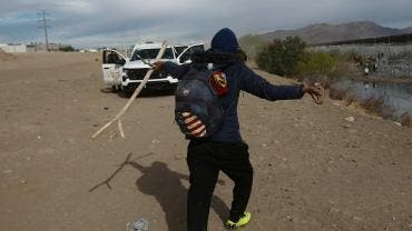 trifulca migrantes INM Ciudad Juarez