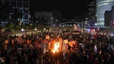 Israelíes reclaman a Netanyahu un acuerdo para liberar rehenes