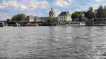 Agua del Sena continua sin ser apta para competencias olímpicas