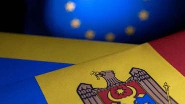  La UE inicia negociaciones de adhesión con Ucrania y Moldavia 