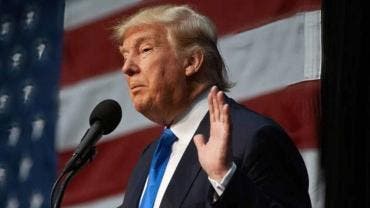 Juez levanta parcialmente orden mordaza contra Trump