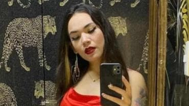 chica subasta
