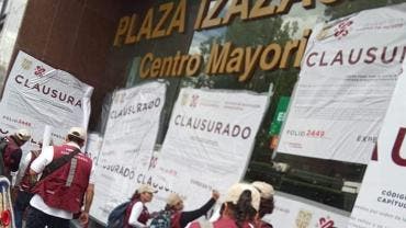 Plaza Izazaga 89 clausuran