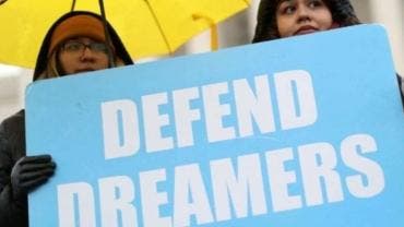 Demandan a gobierno de Biden por plan de cobertura médica a ‘dreamers’