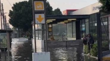 Línea 5 inundada