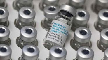 Médicos Sin Fronteras pide a países sin brotes de mpox donen sus vacunas a África