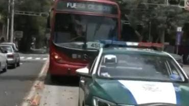 Xola Metrobus atropella