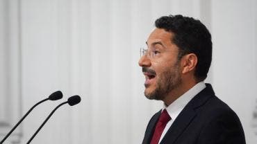 Batres aumentan apoyos rentas 19S