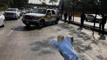 (video) Hombre salta de puente en Circuito Interior