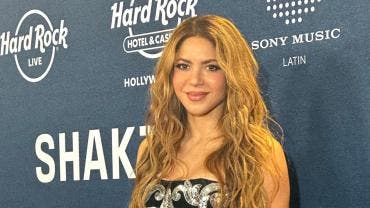 shakira.