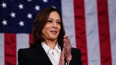 Kamala Harris felicita Trump