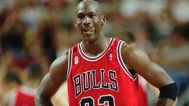 subastan camiseta Michael Jordan Chicago Bulls