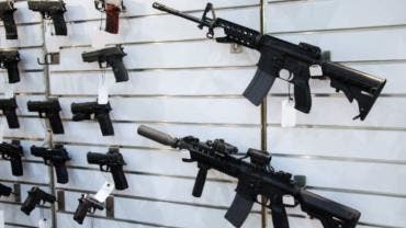 Armerías de EU serían ‘cómplices’ de terrorismo con designación a cárteles: Sheinbaum